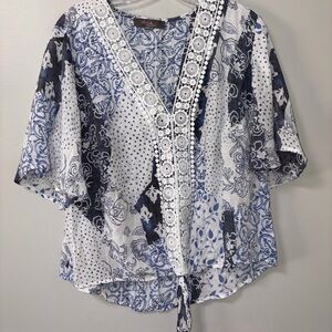 Olivia & Martin Blue White V Neck Tie Boho Peasant Cottage Core Top Crochet XL?